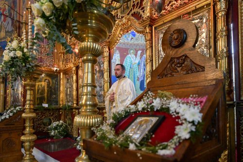 Sfântul Stelian Paflagonul, sărbătorit la biserica lui din București Poza 133374