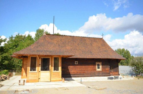 Bisericuță de lemn din județul Suceava restaurată cu fonduri europene  Poza 134005
