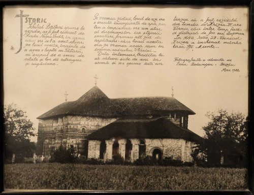 Lumina albului bisericii din Bălteni Poza 133968