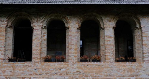 Lumina albului bisericii din Bălteni Poza 133981