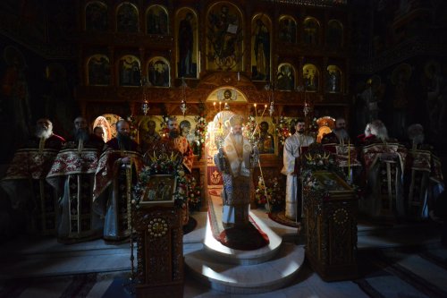 Mănăstirea Popăuți și-a sărbătorit ocrotitorul Poza 134352