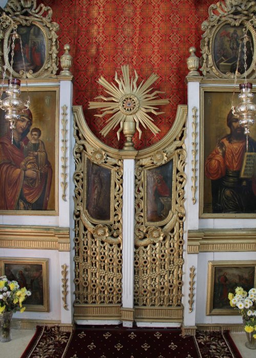 De 200 de ani sub ocrotirea Sfântului Ierarh Nicolae Poza 134305