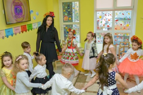 Românii din Ucraina și educația în limba maternă Poza 134284