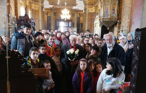 Aniversarea deținutului politic Dionisie Dărău la Biserica  „Sfânta Ecaterina” din București Poza 134586