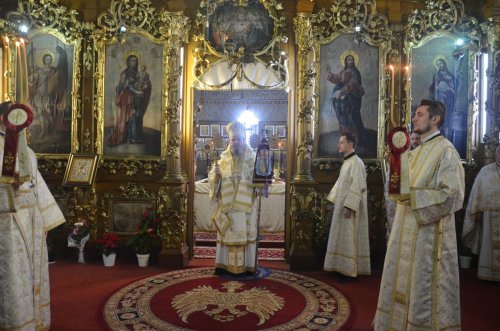 Binecuvântare în Parohia Oradea-Velenţa I Poza 134598