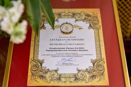 Patriarhul României a primit titlul de „Cetăţean de Onoare” al Municipiului Bucureşti Poza 134950