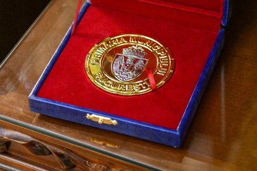 Patriarhul României a primit titlul de „Cetăţean de Onoare” al Municipiului Bucureşti Poza 134951