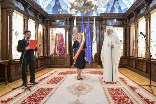 Patriarhul României a primit titlul de „Cetăţean de Onoare” al Municipiului Bucureşti Poza 134953