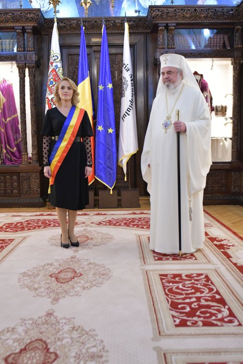 Patriarhul României a primit titlul de „Cetăţean de Onoare” al Municipiului Bucureşti Poza 134958