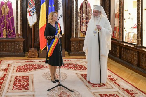 Patriarhul României a primit titlul de „Cetăţean de Onoare” al Municipiului Bucureşti Poza 134961