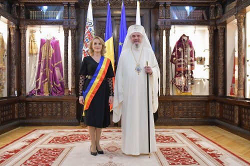 Patriarhul României a primit titlul de „Cetăţean de Onoare” al Municipiului Bucureşti Poza 134972