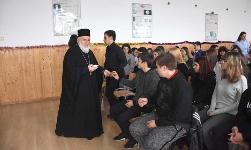Eveniment educativ dedicat liceenilor din Tulcea Poza 135019