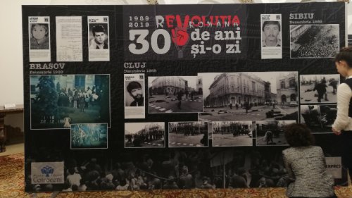 Expoziție-omagiu, „30 de ani şi o zi - revoluţia tinerilor“ Poza 135044