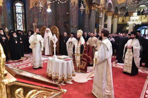Ședință solemnă a Sfântului Sinod dedicată Revoluției din 1989 Poza 135111