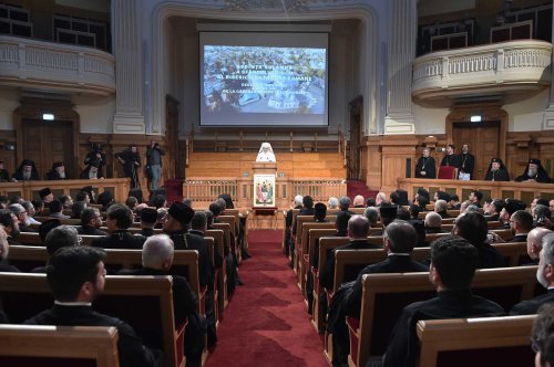 Ședință solemnă a Sfântului Sinod dedicată Revoluției din 1989