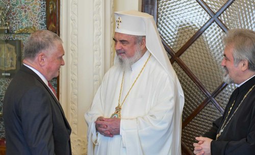 Noul ambasador al Statelor Unite ale Americii la Bucureşti, în vizită de prezentare la Patriarhia Română Poza 135583