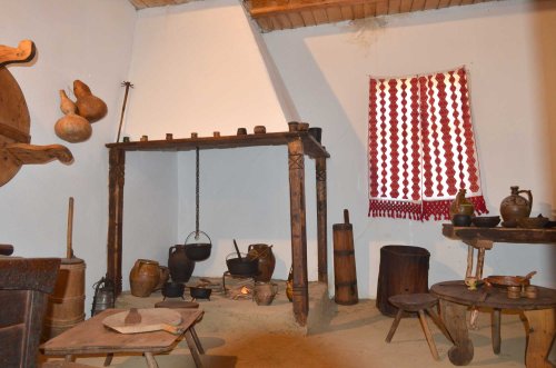 Mărturii despre vechile meșteșuguri în Muzeul Satului Galeș Poza 135617