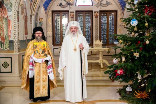 Procesiune cu icoana Naşterii Domnului la Reşedinţa Patriarhală Poza 136008
