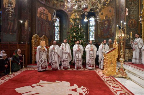 Sărbătoarea Nașterii Domnului la Catedrala Patriarhală Poza 136040