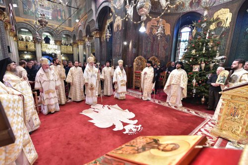 Rugăciune și binecuvântare în prima zi a Anului Nou la Patriarhie Poza 136309