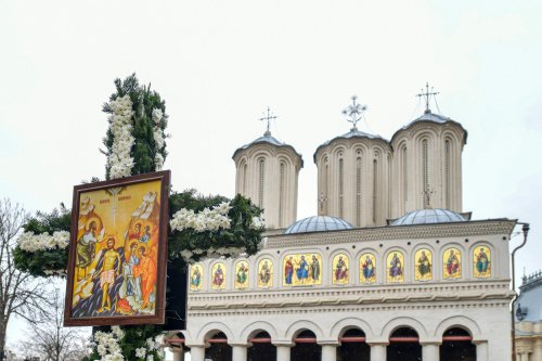 Binecuvântarea Iordanului la Catedrala Patriarhală din București Poza 136496