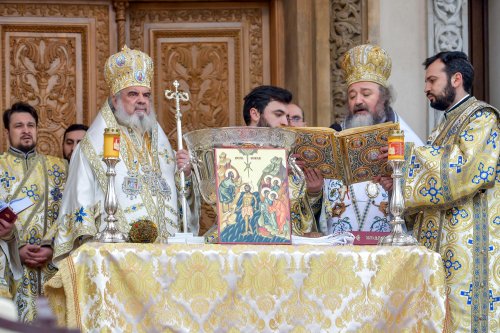 Binecuvântarea Iordanului la Catedrala Patriarhală din București Poza 136499