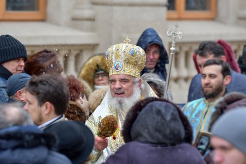 Binecuvântarea Iordanului la Catedrala Patriarhală din București Poza 136530