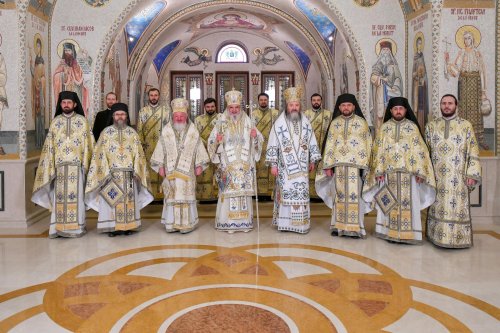 Binecuvântarea Iordanului la Catedrala Patriarhală din București Poza 136532