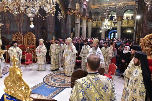 Binecuvântarea Iordanului la Catedrala Patriarhală din București Poza 136556
