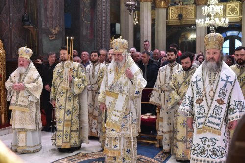 Binecuvântarea Iordanului la Catedrala Patriarhală din București Poza 136557