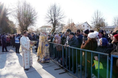 Procesiuni de Bobotează la Dunăre şi Marea Neagră Poza 136660