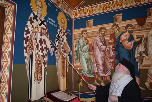 Sfințirea picturii paraclisului Mănăstirii Timișeni-Șag Poza 137005
