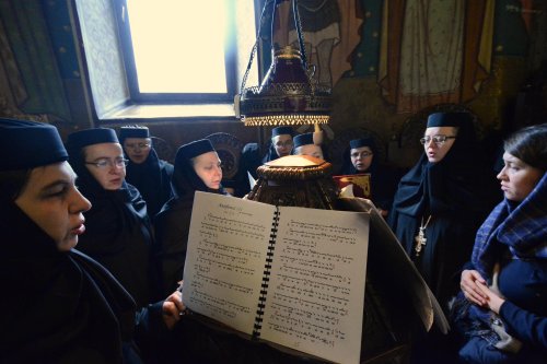 Zi de hram în biserica istorică a Mănăstirii Copou Poza 137502