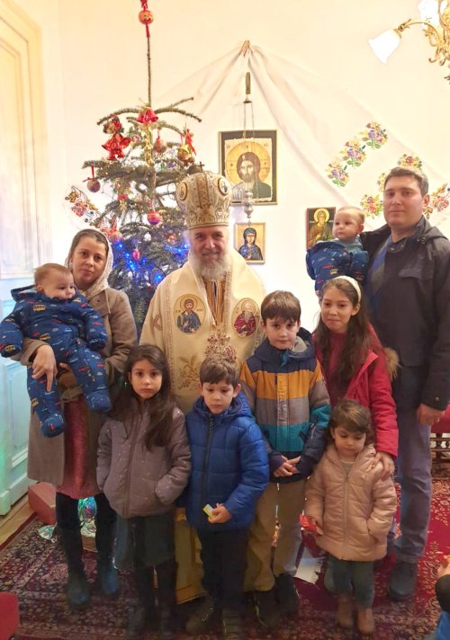 Binecuvântări și slujiri arhierești în eparhii din Muntenia și Dobrogea Poza 137570