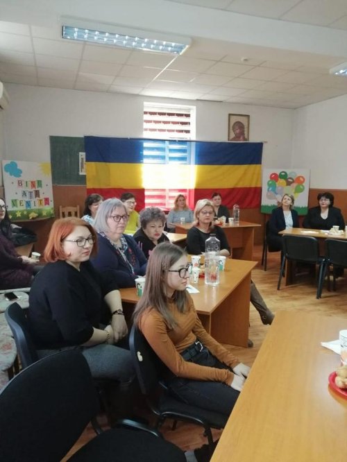 Lansarea proiectului „Diferiți, dar egali!” la Craiova Poza 138118