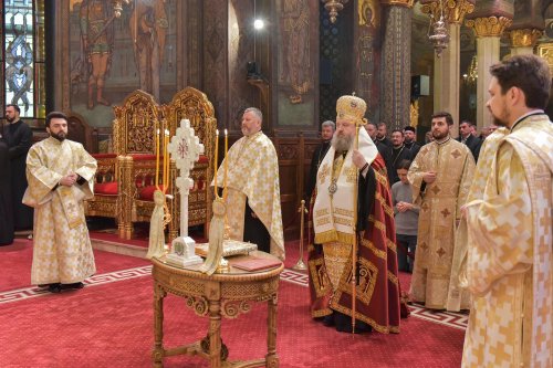 Ședința anuală a Adunării eparhiale a Arhiepiscopiei Bucureștilor Poza 138327