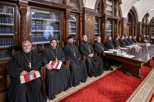 Ședința anuală a Adunării eparhiale a Arhiepiscopiei Bucureștilor Poza 138339