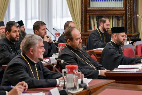 Ședința anuală a Adunării eparhiale a Arhiepiscopiei Bucureștilor Poza 138346
