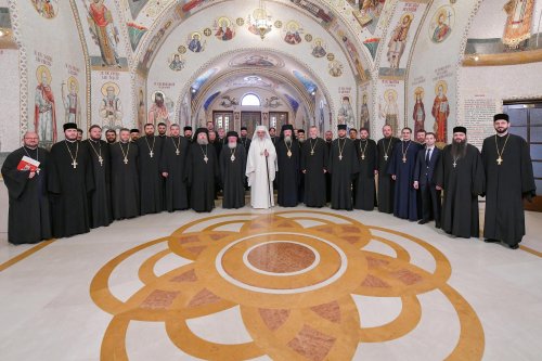 Ședința anuală a Adunării eparhiale a Arhiepiscopiei Bucureștilor Poza 138348