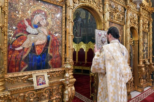 Praznicul Întâmpinării Domnului la Catedrala Patriarhală Poza 138370