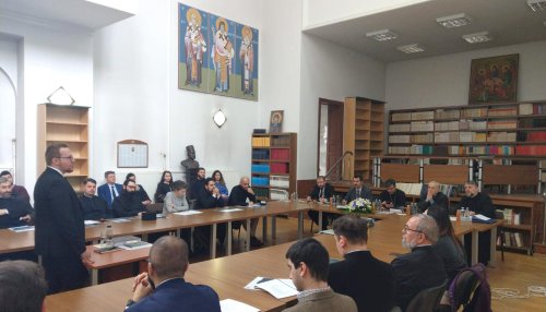 Un nou doctor în teologie la Facultatea de Teologie Ortodoxă din Bucureşti Poza 138545