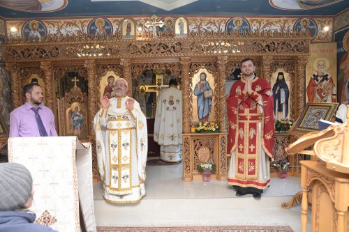 Hramul comunității ortodoxe a surzilor din Capitală Poza 139065