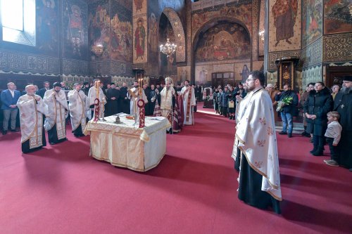 Arhiepiscopul Dunării de Jos a aniversat trei decenii de slujire arhierească Poza 139447