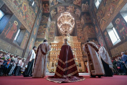 Arhiepiscopul Dunării de Jos a aniversat trei decenii de slujire arhierească Poza 139449
