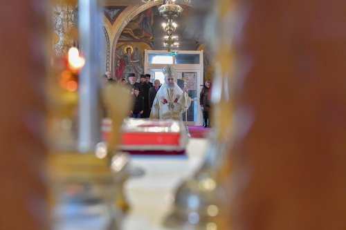 Arhiepiscopul Dunării de Jos a aniversat trei decenii de slujire arhierească Poza 139454
