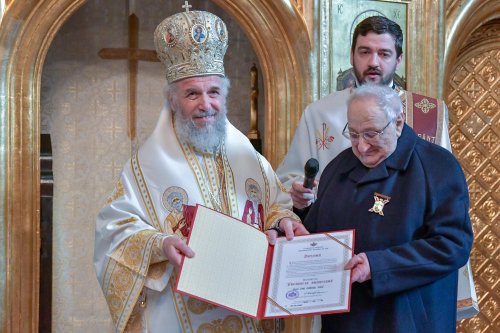 Arhiepiscopul Dunării de Jos a aniversat trei decenii de slujire arhierească Poza 139472