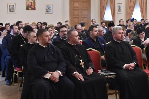 Adunarea Generală a Casei de Ajutor Reciproc a Arhiepiscopiei Bucureștilor Poza 139597