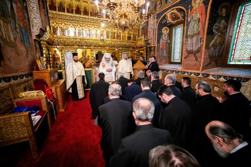 Promovări în rang pentru clerici din Arhiepiscopia Bucureștilor Poza 139842