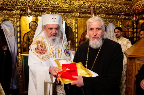 Promovări în rang pentru clerici din Arhiepiscopia Bucureștilor Poza 139848