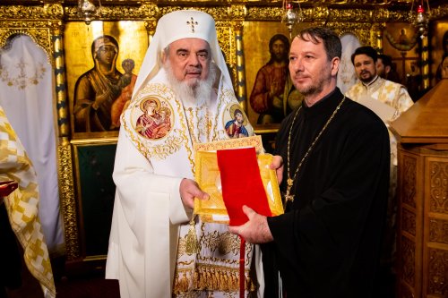 Promovări în rang pentru clerici din Arhiepiscopia Bucureștilor Poza 139850